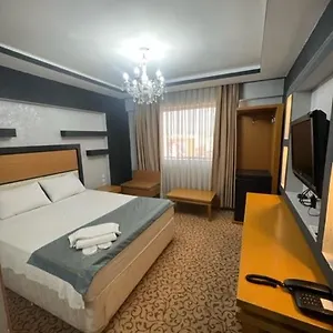 Otel ünaten ****